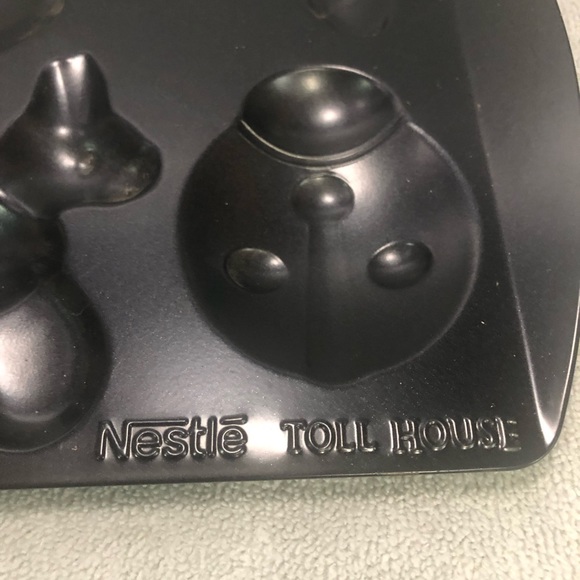 Nestle Tollhouse Cookie mold - Picture 4 of 4